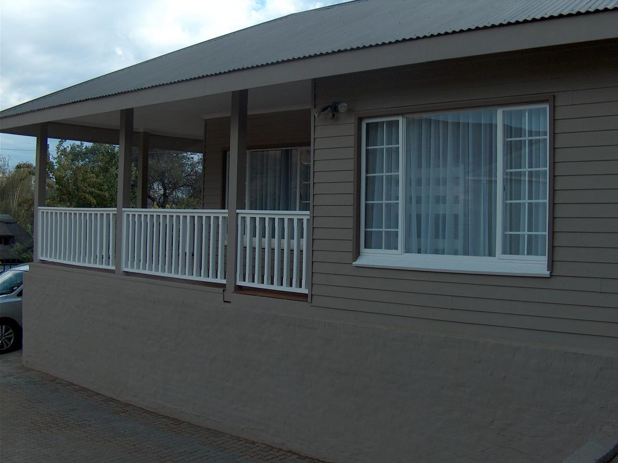 The Courtyard Guest House Clarens Luaran gambar